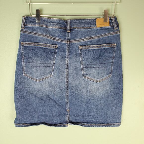 American Eagle Distressed Mom Jean Stretch Skirt Size 10 - Picture 2 of 9
